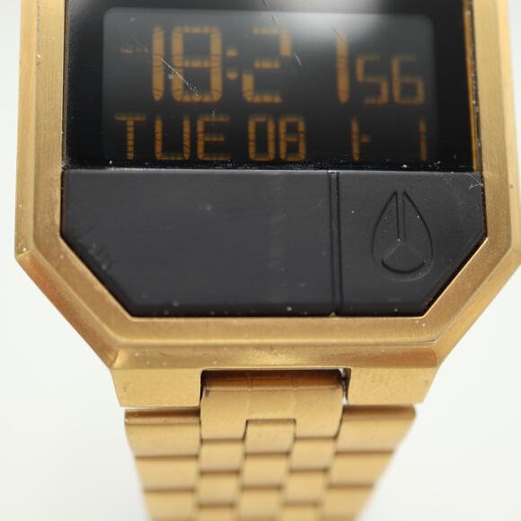 Nixon Re Run Gold Tone Stainless Steel 38mm Digital Watch Chrono w New Battery - Picture 8 of 15